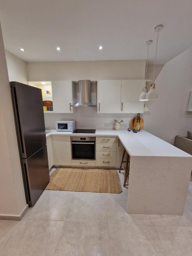 Poseidon'S Limnaria Apartment Paphos Kültér fotó